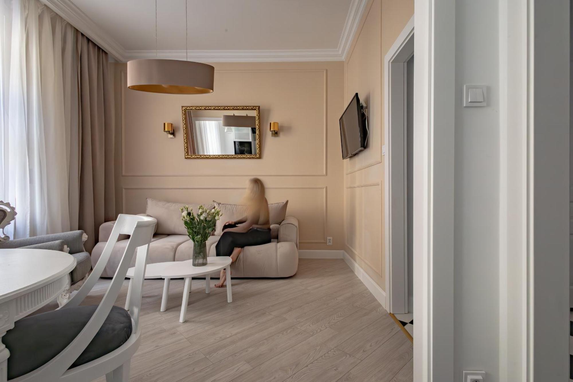 Glow Apartments - Apartment Dubaj Glamour, Ulica Dluga Old Town Gdańsk Exteriör bild